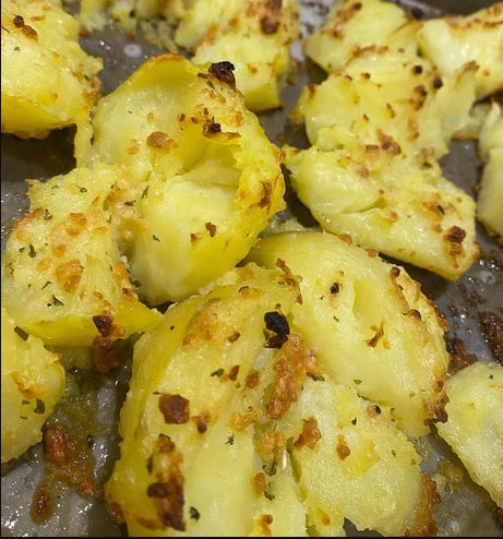 Smashed Garlic Roasties